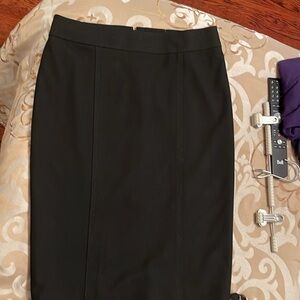 NWT Josef Black pencil skirt with beautiful stitch detailing.  Size 4.